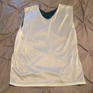 Reversible green and white mesh jersey large
